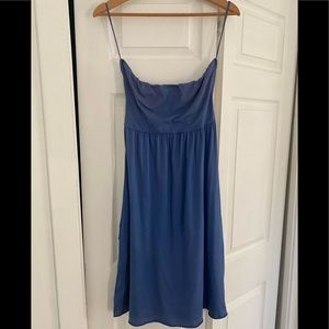 Velvet by Graham & Spencer blue strapless dress with pockets! Size S